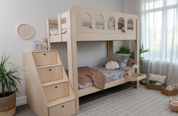 Staircase with 4 drawers New Version