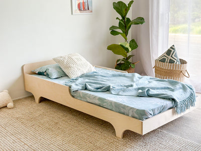 Minimalist floor bed PLY