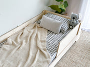 Flippable bed PLY
