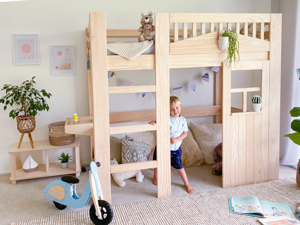 Tree House loft bed PINE Magic of wood NZ