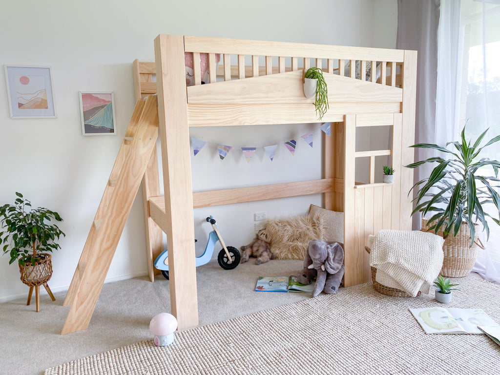 Tree House loft bed PINE Magic of wood NZ